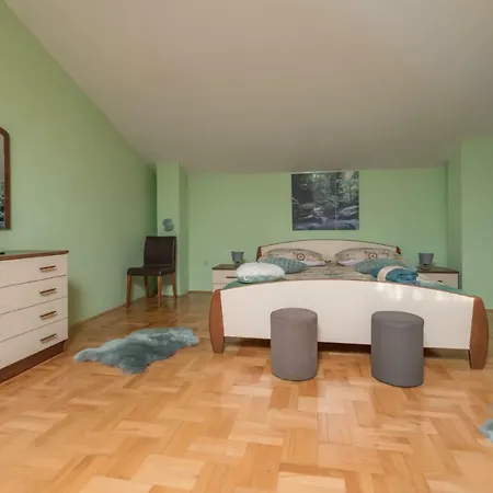 Villa Slavica